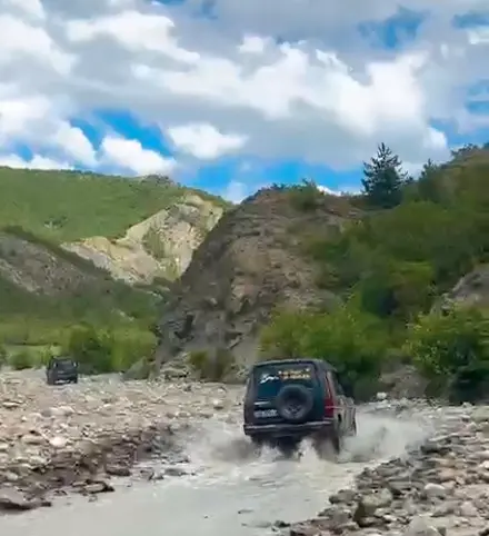 Off-road 4x4 vehicle